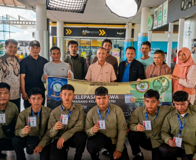 SMKN 1 KELAPA LEPAS 6 SISWA PKL KE PT. AGRIKULTURA INVESTAMA SEDAYA BANDUNG JAWA BARAT, WUJUDKAN SINERGI DUNIA PENDIDIKAN DAN INDUSTRI